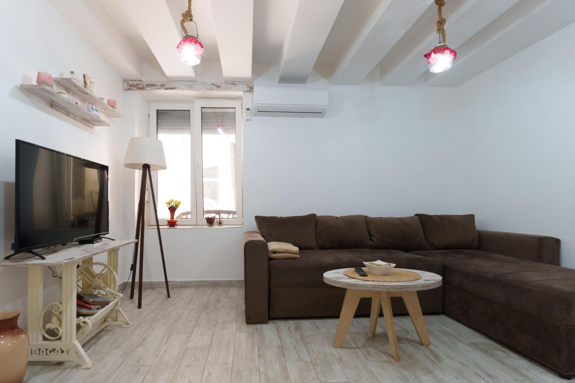 Lara Free Parking Skadarlija Apartment Belgrade Luaran gambar