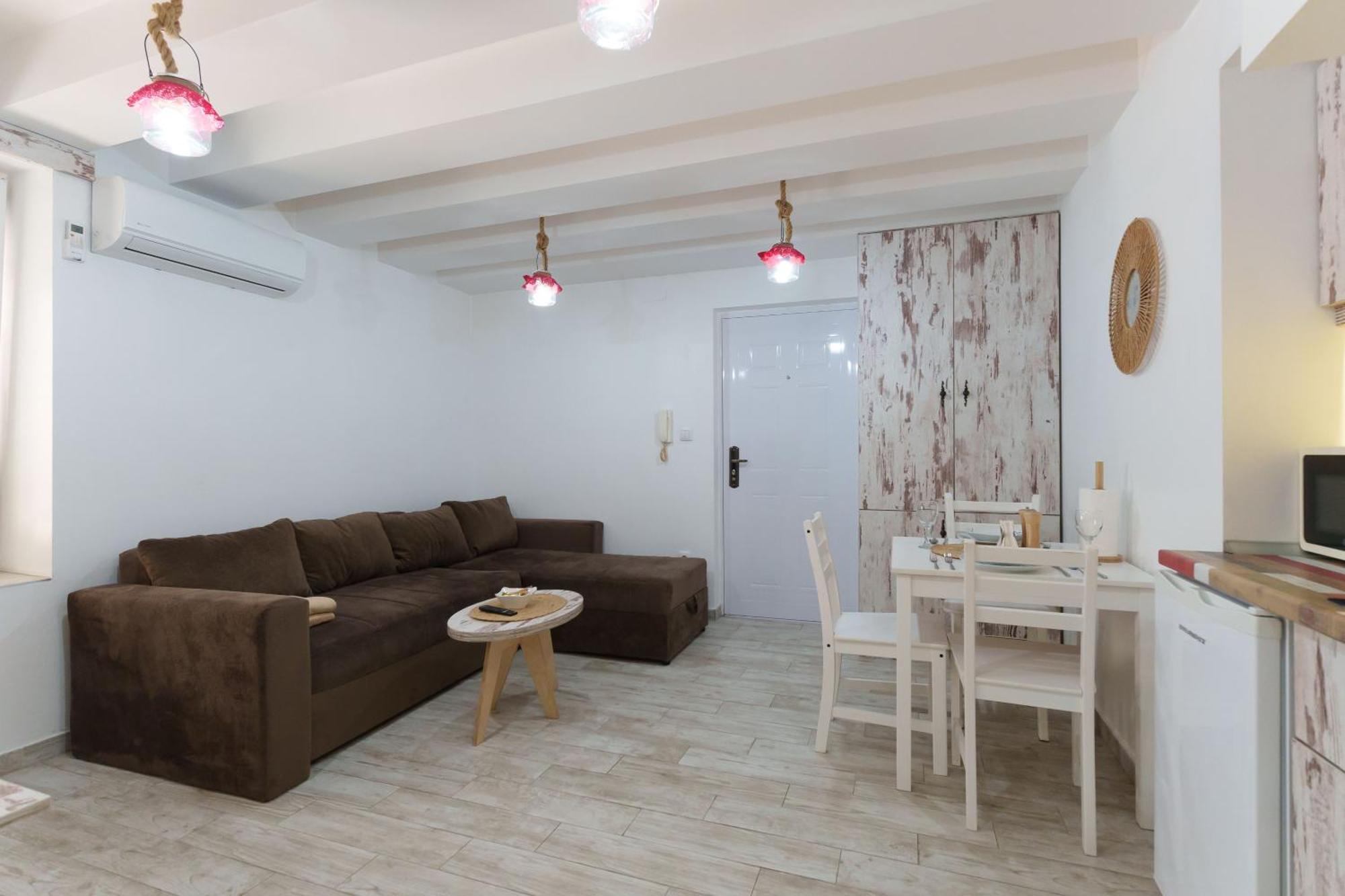 Lara Free Parking Skadarlija Apartment Belgrade Luaran gambar